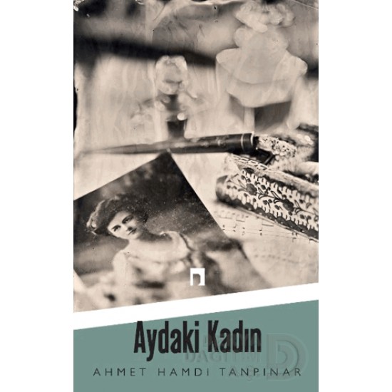 DERGAH / AYDAKİ KADIN
